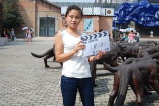 叶晓的照片,光影交织下的青春印记